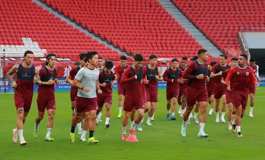 赛后中超传出新动向,亚特兰大内部沟通,管理层表态:气氛紧张,赛程密集仍需轮换的简单介绍 赛后中超传出新动向,亚特兰大内部沟通,管理层表态:气氛紧张,赛程密集仍需轮换的简单介绍