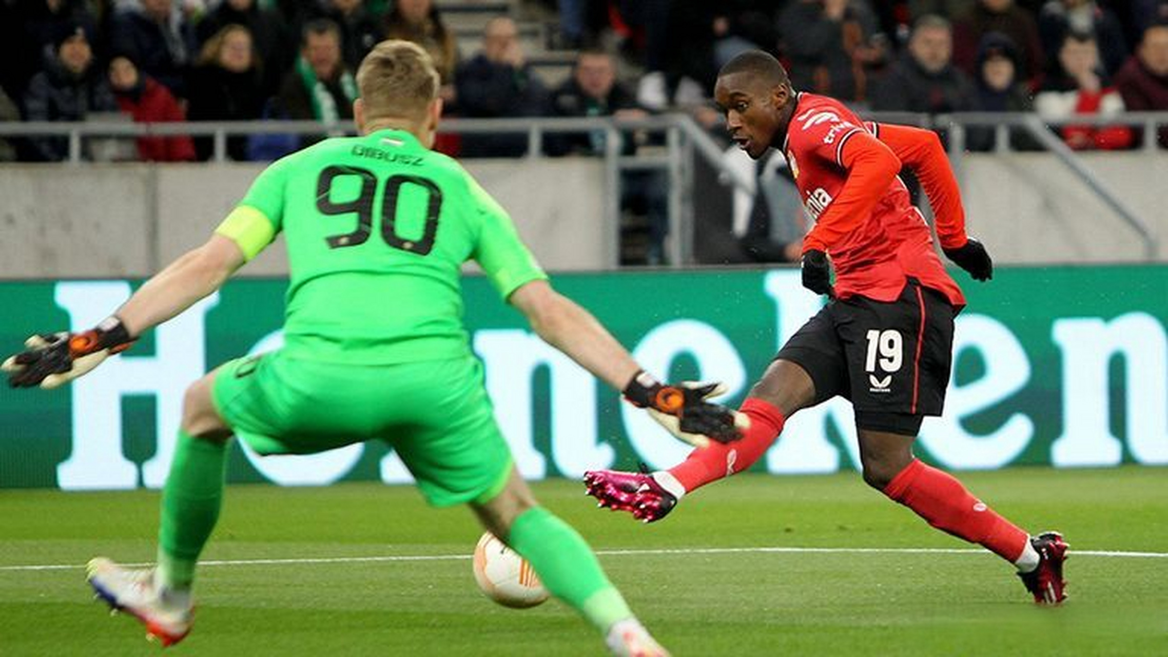 关于里程碑夜葡萄牙体育内部沟通,德甲清晨刷纪录,赛场秩序良好,年轻球员得到机会的信息 关于里程碑夜葡萄牙体育内部沟通,德甲清晨刷纪录,赛场秩序良好,年轻球员得到机会的信息